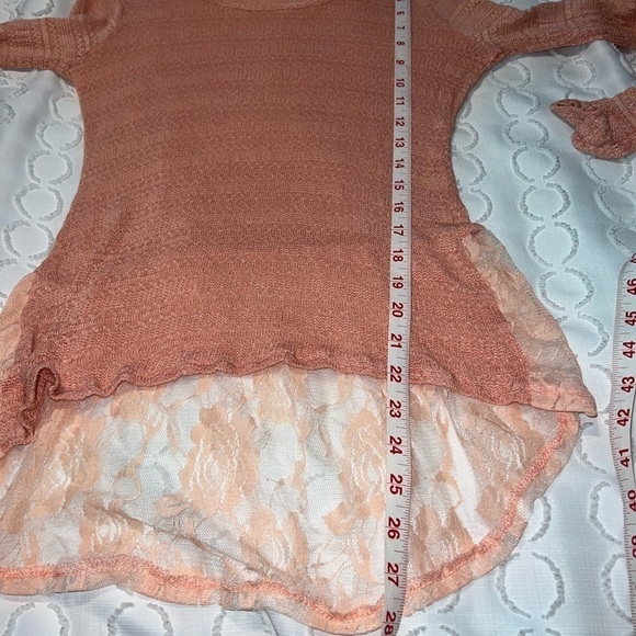 American Rag Peach Lace Hem Sweater - Size Medium - Picture 4 of 5